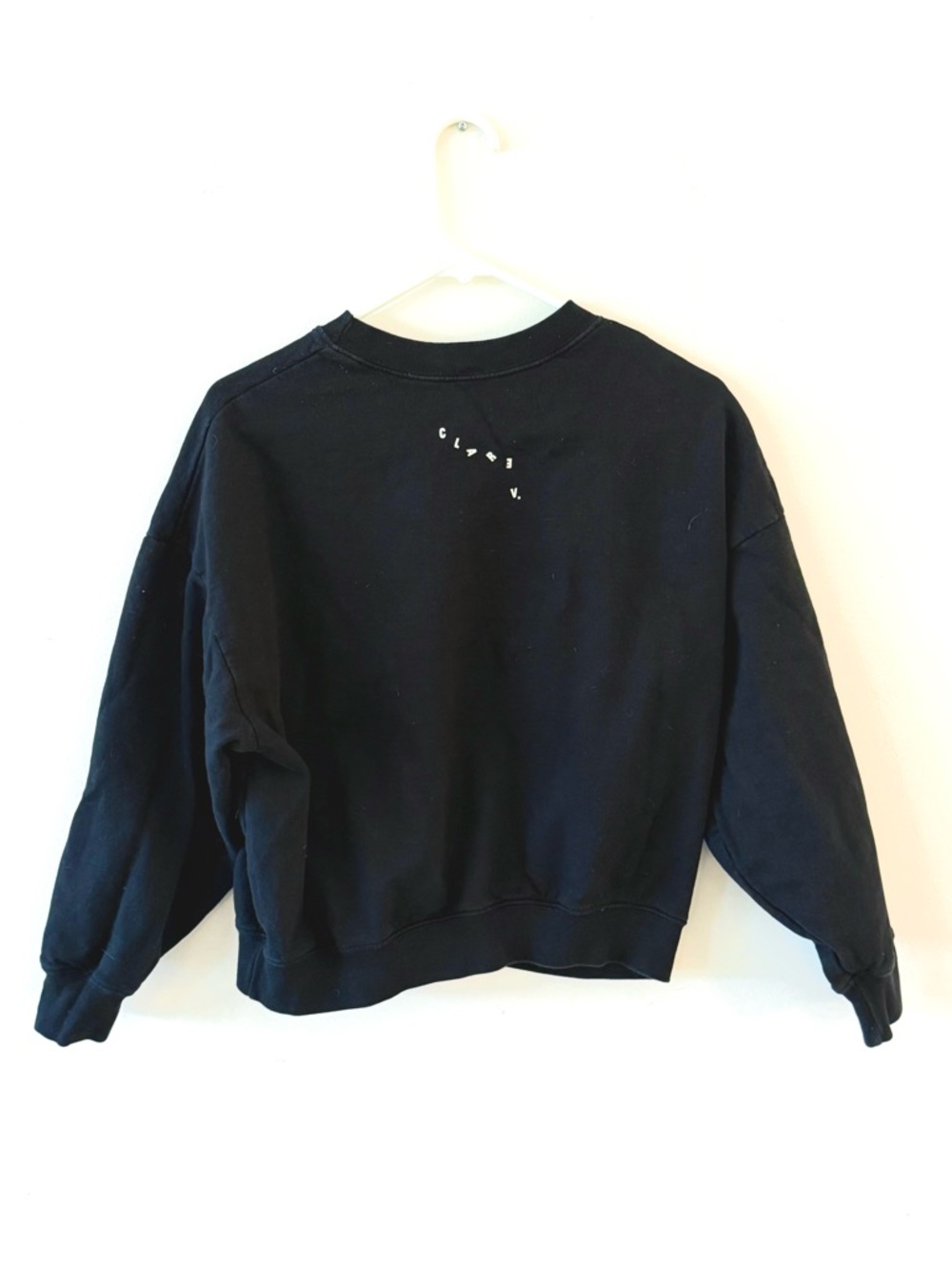 Clare V Le Drop Black Sweatshirt with cream 'oui' Graphic, Medium - Picture 6 of 9
